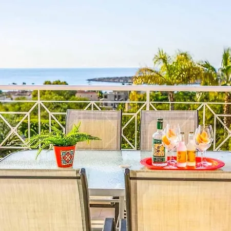 Coral Bay Sunset Villa